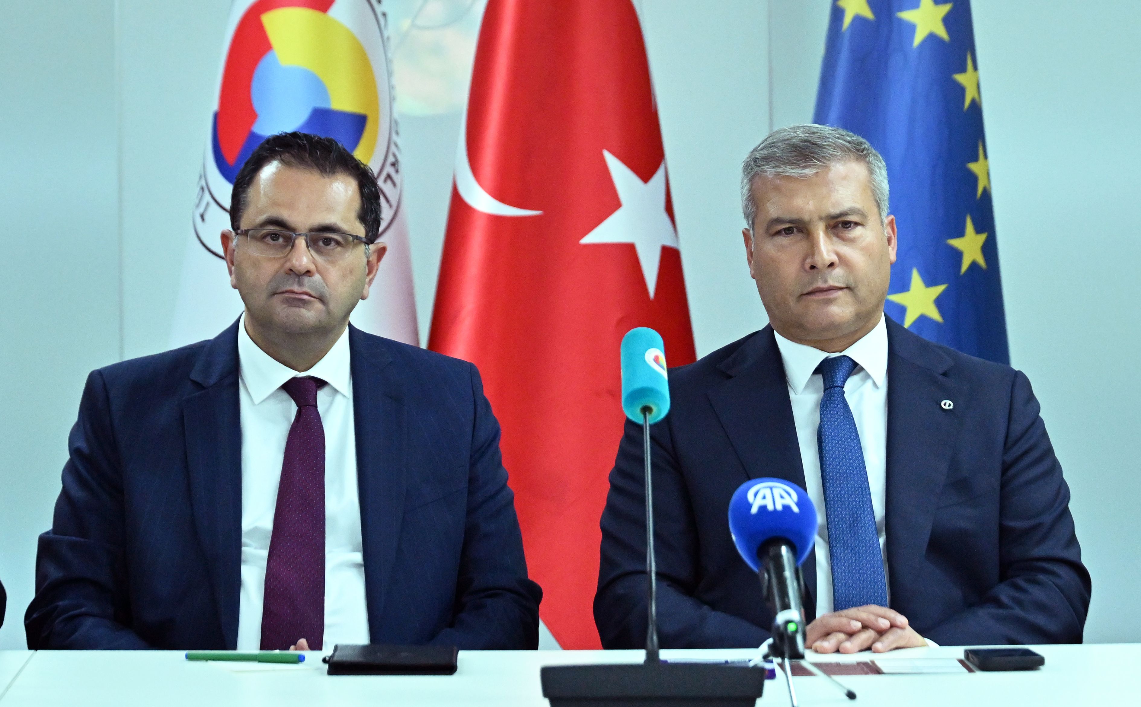 AA-20251008-39351344-39351338-ANADOLU_UNIVERSITESI_BRUKSELDE_TURK_DILI_VE_KULTURU_PROGRAMINI_TANITTI.jpg