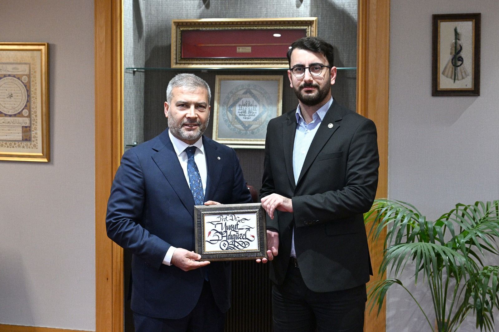 AGD Üniversite Komisyonundan Rektör Adıgüzel’e ziyaret