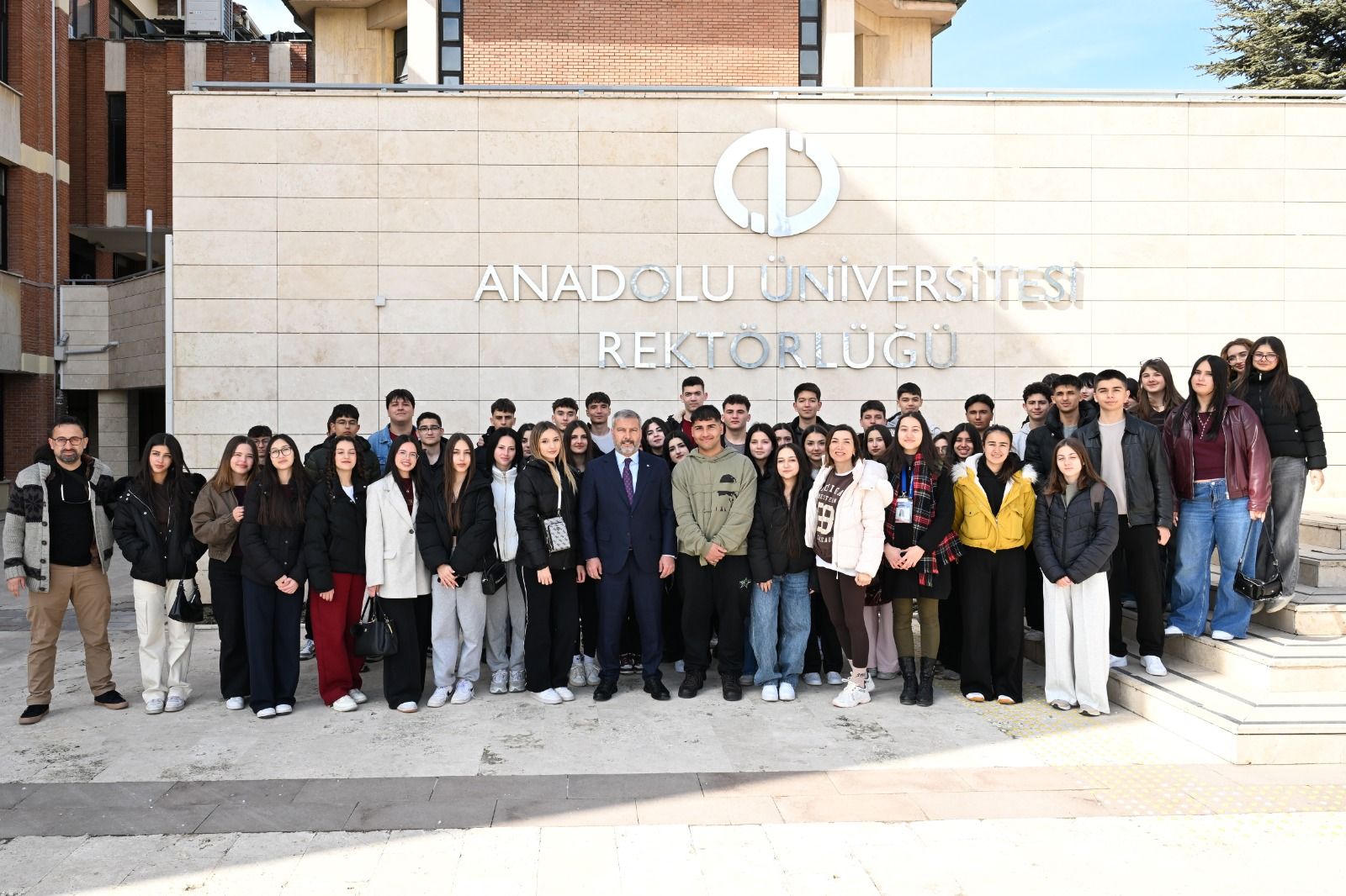 Anadolu Üniversitesinde lise tanıtım turları devam ediyor