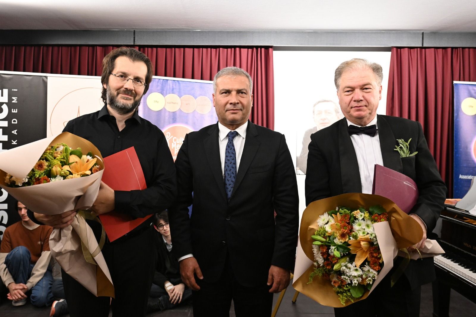 Ünlü Virtüöz Cihat Aşkın’ın konseriyle “5. Uluslararası Piyano Günleri” Kapanış Konseri ve Faris Akarsu Konser Salonu açılışı gerçekleştirildi