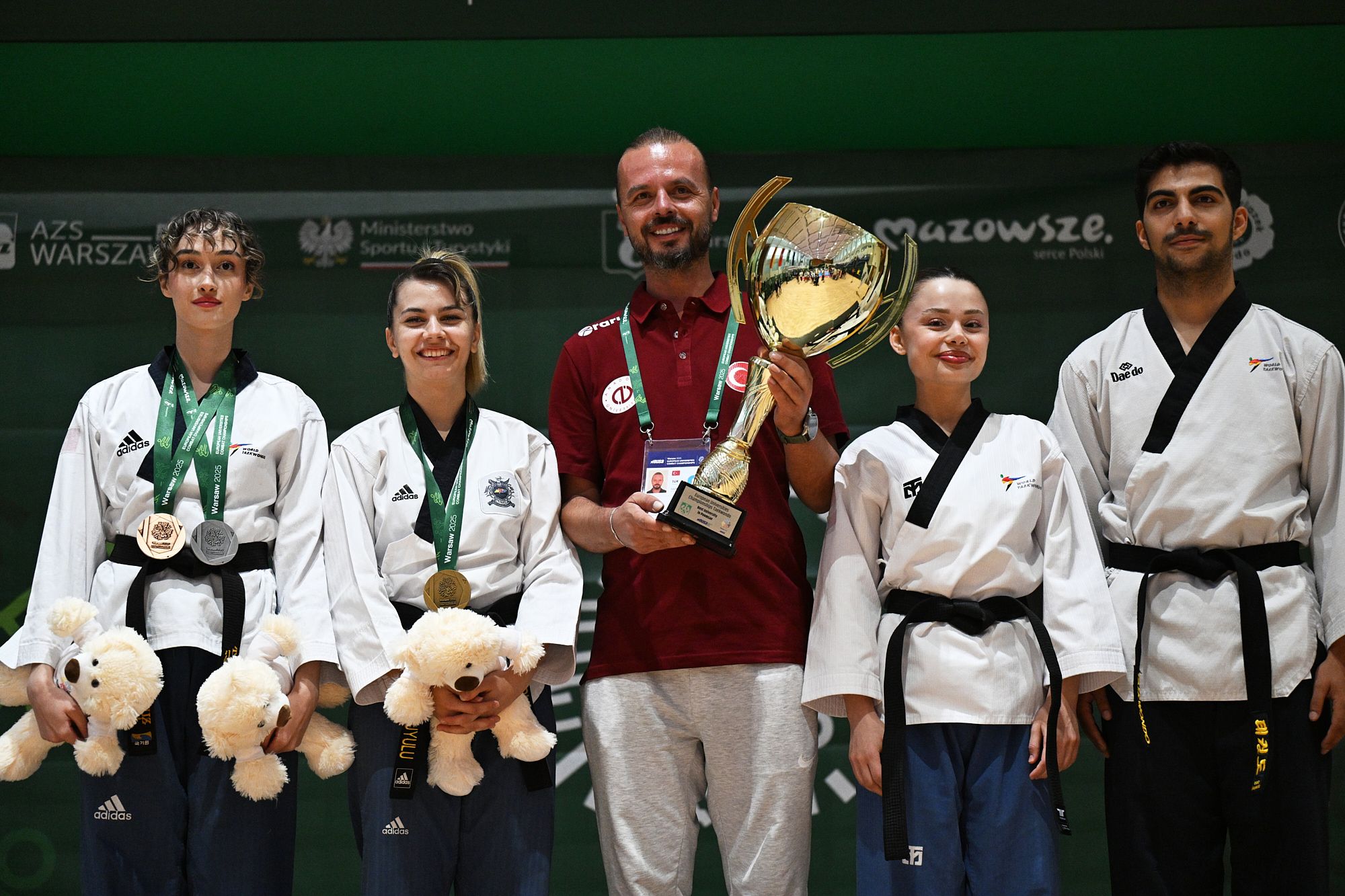 Anadolu Üniversitesi Taekwondo Takımı Avrupa’da zirvede