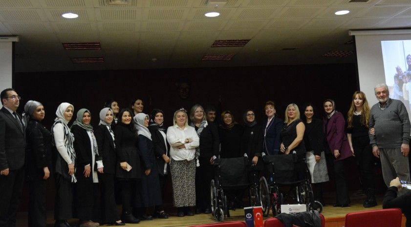 AÖF öğrencilerinin hazırladığı edebiyat çalışmaları edebiyat severlerle buluştu