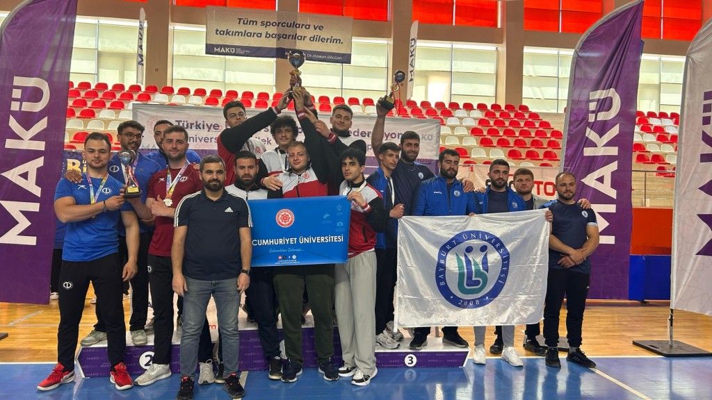 Anadolu Üniversitesi Bilek Güreşi Takımı Türkiye ikincisi oldu