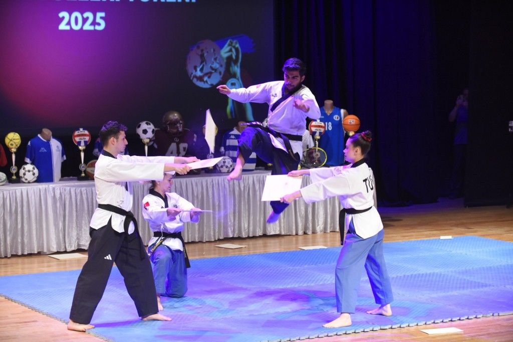photo_6835c3aed6e07.JPG