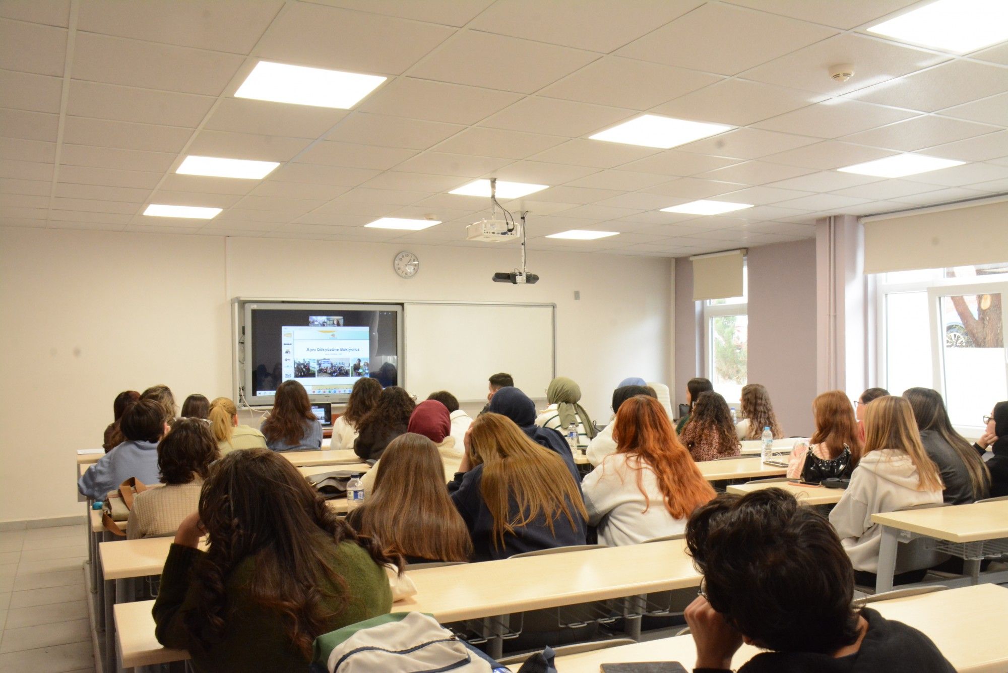 Sağlık Bilimleri Fakültesinde “Sosyal Hizmet Perspektifiyle Girişimcilik” konuşuldu