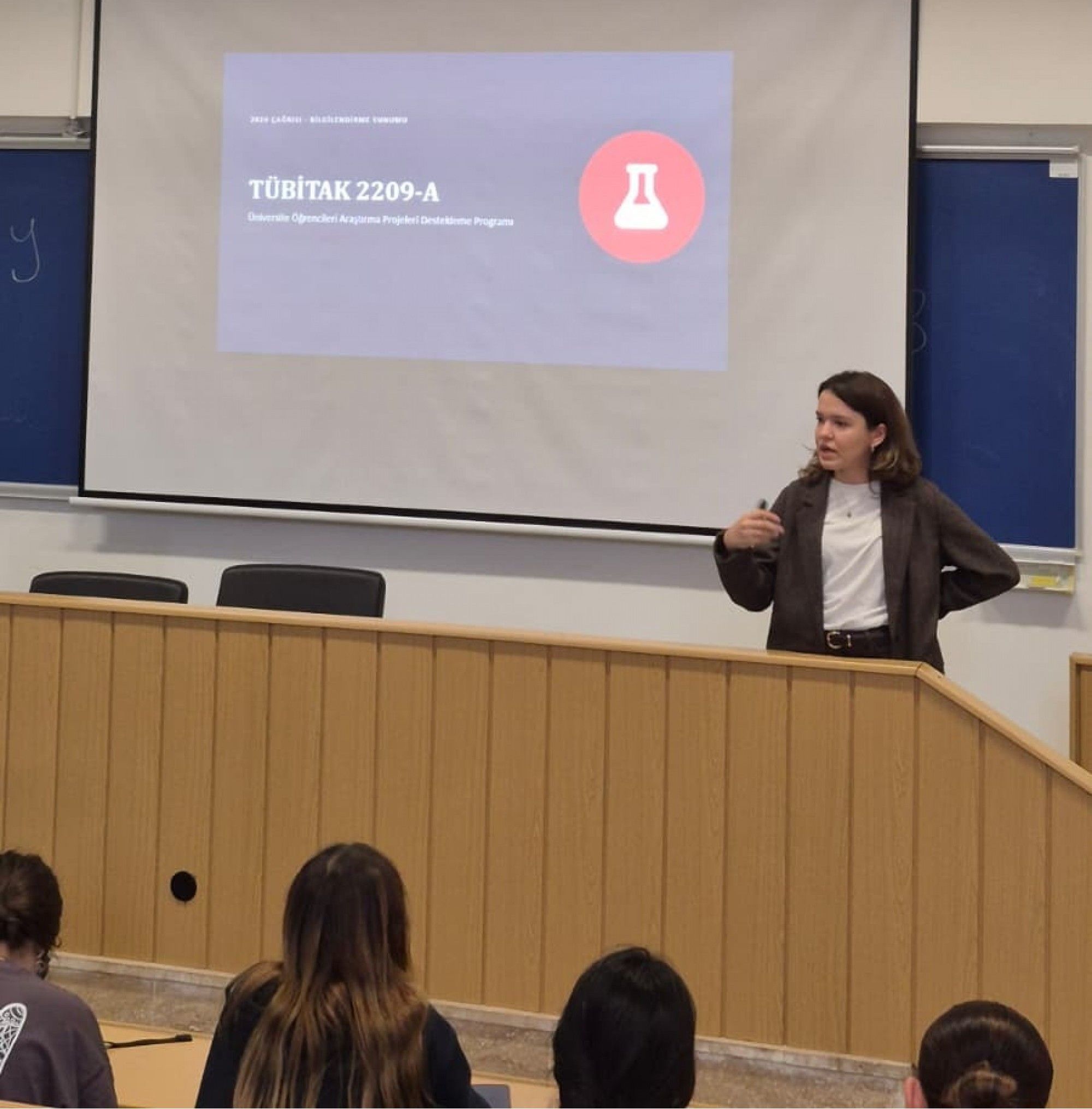 Anadolu Üniversitesi Turizm Fakültesinde TÜBİTAK 2209-A programı tanıtıldı